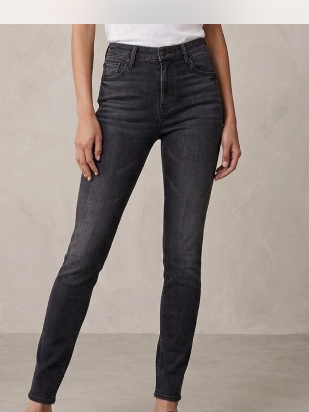 MOTHER The Looker Skinny Jeans in night hawk